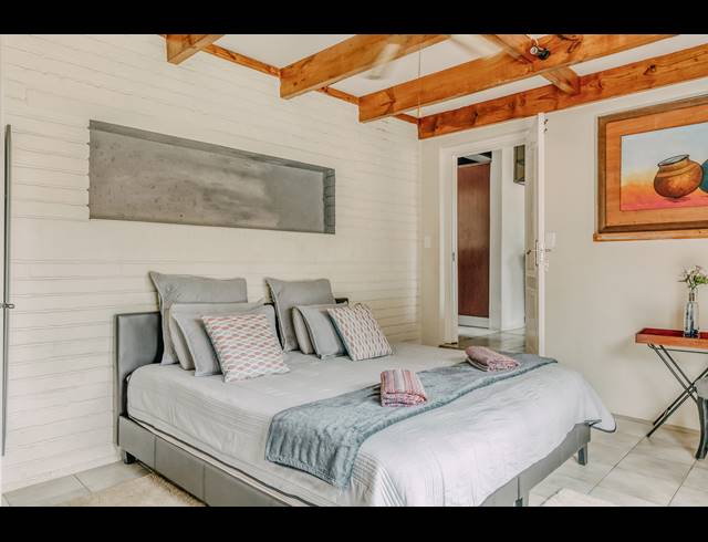 5 BEDROOM HOUSE TO LET IN RIVONIA